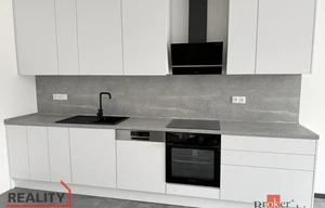 Apartment for rent, 4+kk - 3 bedrooms, 80m<sup>2</sup>