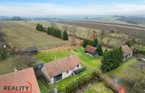 Family house for sale, 188m<sup>2</sup>, 2374m<sup>2</sup> of land