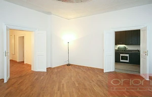 Apartment for rent, 4+1 - 3 bedrooms, 175m<sup>2</sup>