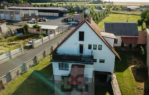 Family house for sale, 238m<sup>2</sup>, 984m<sup>2</sup> of land