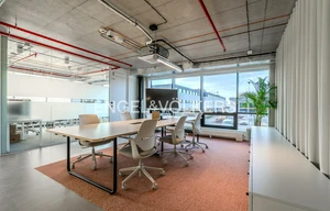 Office for rent, 942m<sup>2</sup>