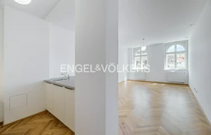 Apartment for rent, 3+kk - 2 bedrooms, 85m<sup>2</sup>