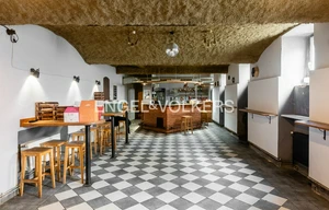 Other commercial property for rent, 198m<sup>2</sup>