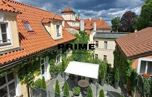 Apartment for rent, 4+1 - 3 bedrooms, 178m<sup>2</sup>