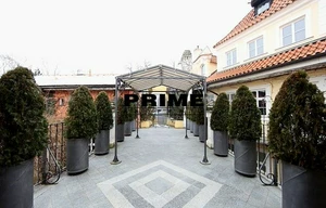 Apartment for rent, 4+1 - 3 bedrooms, 178m<sup>2</sup>