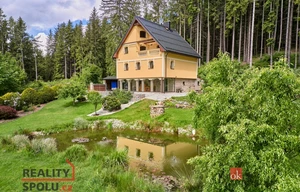 Family house for sale, 231m<sup>2</sup>, 2229m<sup>2</sup> of land