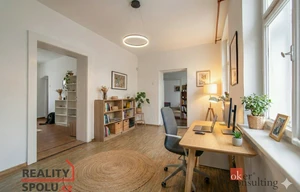 Family house for sale, 219m<sup>2</sup>, 145m<sup>2</sup> of land