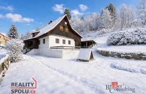 Country house for sale, 214m<sup>2</sup>, 3028m<sup>2</sup> of land