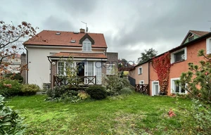 Family house for rent, 186m<sup>2</sup>, 550m<sup>2</sup> of land