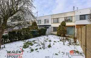 Family house for sale, 143m<sup>2</sup>, 271m<sup>2</sup> of land