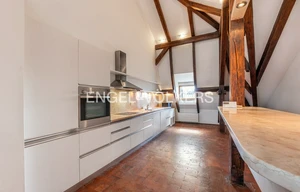 Apartment for rent, 5+1 - 4 bedrooms, 304m<sup>2</sup>