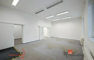 Retail space for sale, 740m<sup>2</sup>