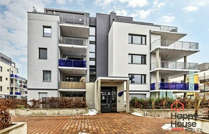 Apartment for rent, 4+kk - 3 bedrooms, 106m<sup>2</sup>