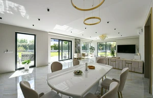 Family house for sale, 416m<sup>2</sup>, 1285m<sup>2</sup> of land