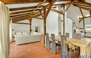 Apartment for rent, 4+1 - 3 bedrooms, 282m<sup>2</sup>