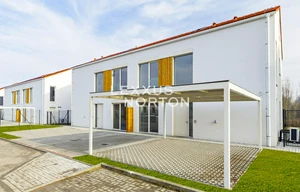 Family house for sale, 194m<sup>2</sup>, 516m<sup>2</sup> of land