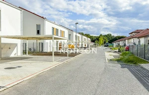 Family house for sale, 194m<sup>2</sup>, 516m<sup>2</sup> of land