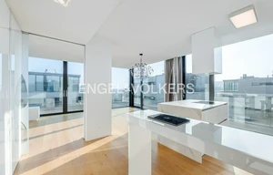 Apartment for rent, 4+kk - 3 bedrooms, 129m<sup>2</sup>
