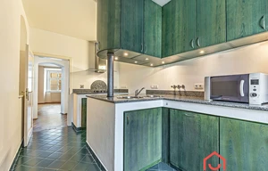 Apartment for rent, 4+1 - 3 bedrooms, 170m<sup>2</sup>