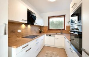 Family house for sale, 106m<sup>2</sup>, 198m<sup>2</sup> of land