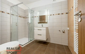 Family house for rent, 98m<sup>2</sup>, 604m<sup>2</sup> of land