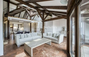 Apartment for rent, 4+1 - 3 bedrooms, 282m<sup>2</sup>