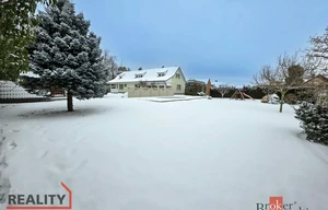 Family house for sale, 240m<sup>2</sup>, 1744m<sup>2</sup> of land