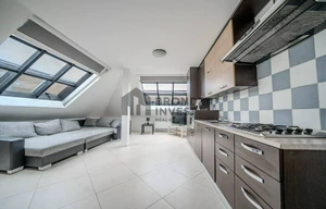 Apartment for rent, Flatshare, 100m<sup>2</sup>