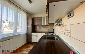 Apartment for rent, 3+1 - 2 bedrooms, 77m<sup>2</sup>