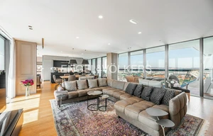 Apartment for sale, 4+kk - 3 bedrooms, 234m<sup>2</sup>