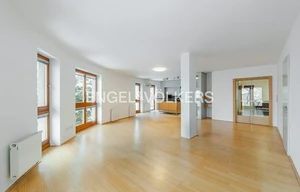 Apartment for rent, 5+kk - 4 bedrooms, 170m<sup>2</sup>