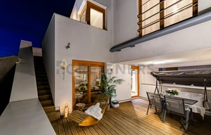 Apartment for sale, 4+kk - 3 bedrooms, 148m<sup>2</sup>