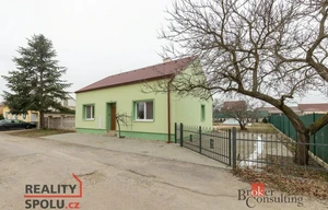 Family house for sale, 170m<sup>2</sup>, 692m<sup>2</sup> of land