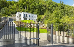 Villa for sale, 253m<sup>2</sup>, 2005m<sup>2</sup> of land