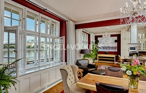 Apartment for rent, 4+kk - 3 bedrooms, 187m<sup>2</sup>