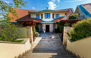 Family house for sale, 677m<sup>2</sup>, 3034m<sup>2</sup> of land