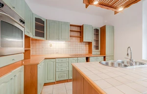 Apartment for rent, 3+1 - 2 bedrooms, 68m<sup>2</sup>