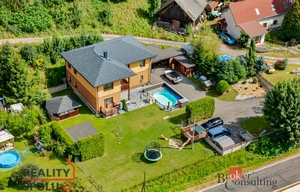 Family house for sale, 216m<sup>2</sup>, 1129m<sup>2</sup> of land