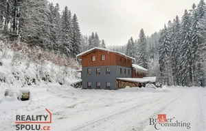 Accommodation for sale, 650m<sup>2</sup>