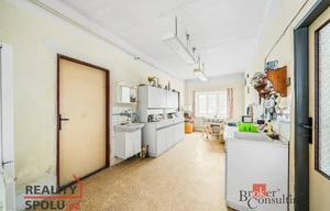 Family house for sale, 206m<sup>2</sup>, 1601m<sup>2</sup> of land