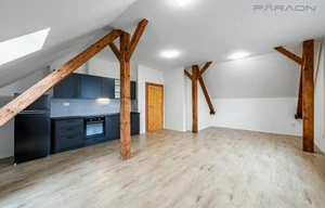 Other commercial property for sale, 550m<sup>2</sup>