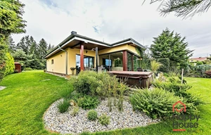 Family house for rent, 190m<sup>2</sup>, 771m<sup>2</sup> of land