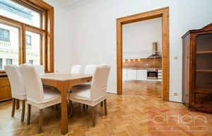 Apartment for rent, 5+1 - 4 bedrooms, 171m<sup>2</sup>