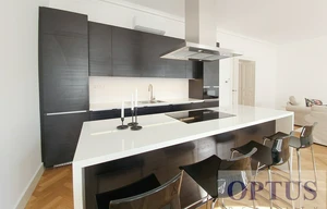Apartment for rent, 5+kk - 4 bedrooms, 172m<sup>2</sup>
