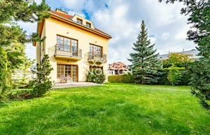 Villa for rent, 316m<sup>2</sup>, 950m<sup>2</sup> of land