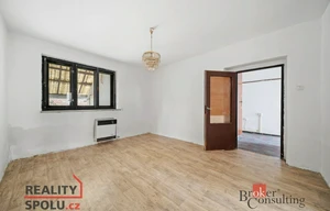 Family house for sale, 106m<sup>2</sup>, 73m<sup>2</sup> of land