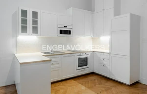 Apartment for rent, 4+kk - 3 bedrooms, 105m<sup>2</sup>