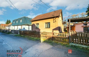 Family house for sale, 232m<sup>2</sup>, 546m<sup>2</sup> of land