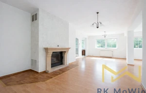 Family house for rent, 295m<sup>2</sup>, 1018m<sup>2</sup> of land