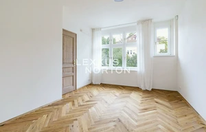 Apartment for rent, 4+kk - 3 bedrooms, 120m<sup>2</sup>